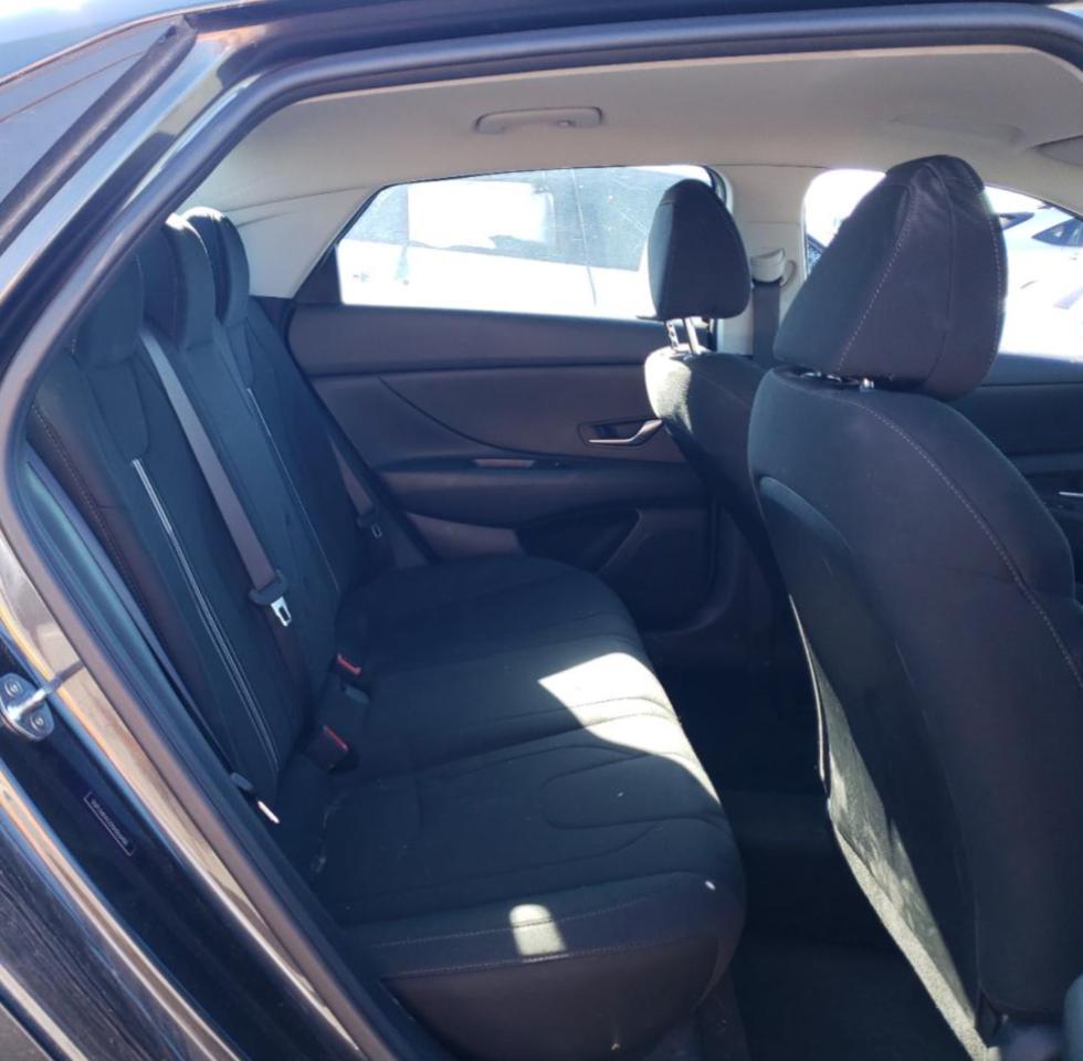 5NPLM4AG5NH066400 2022 Hyundai Elantra Sel