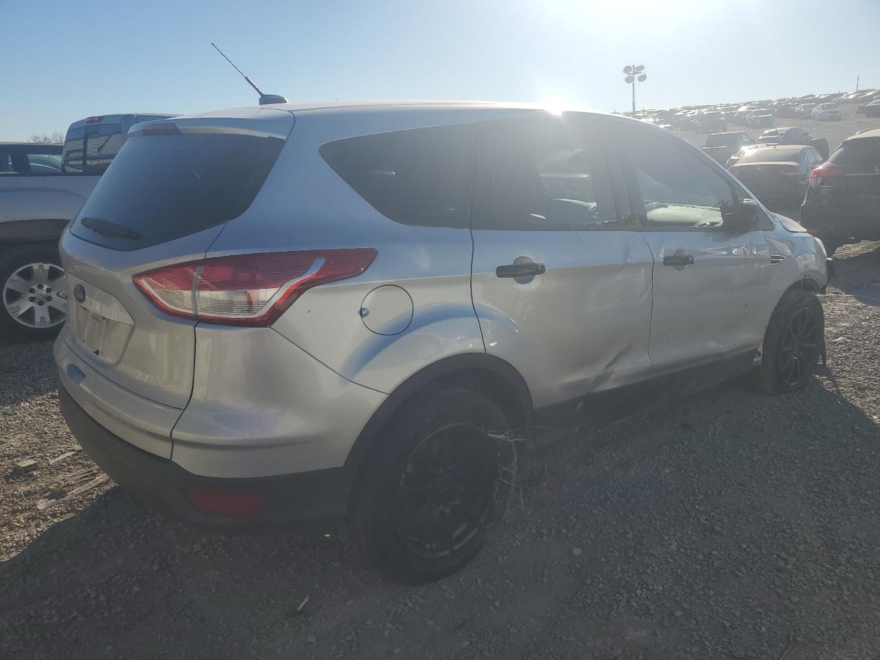 2014 Ford Escape S vin: 1FMCU0F7XEUC90216