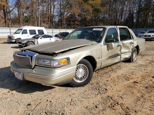 1997 Lincoln Town Car Signature