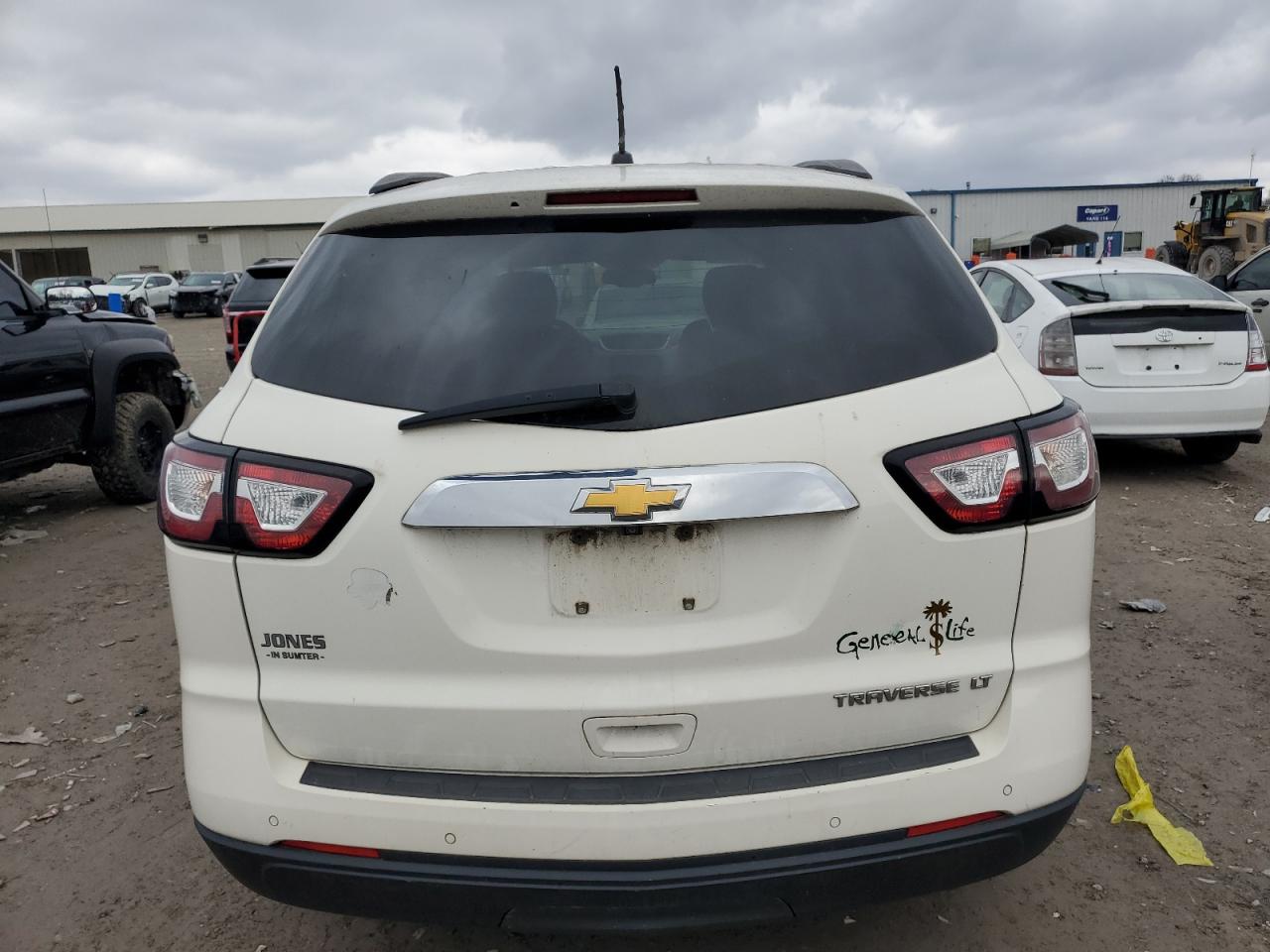 1GNKRHKD3FJ130362 2015 Chevrolet Traverse Lt