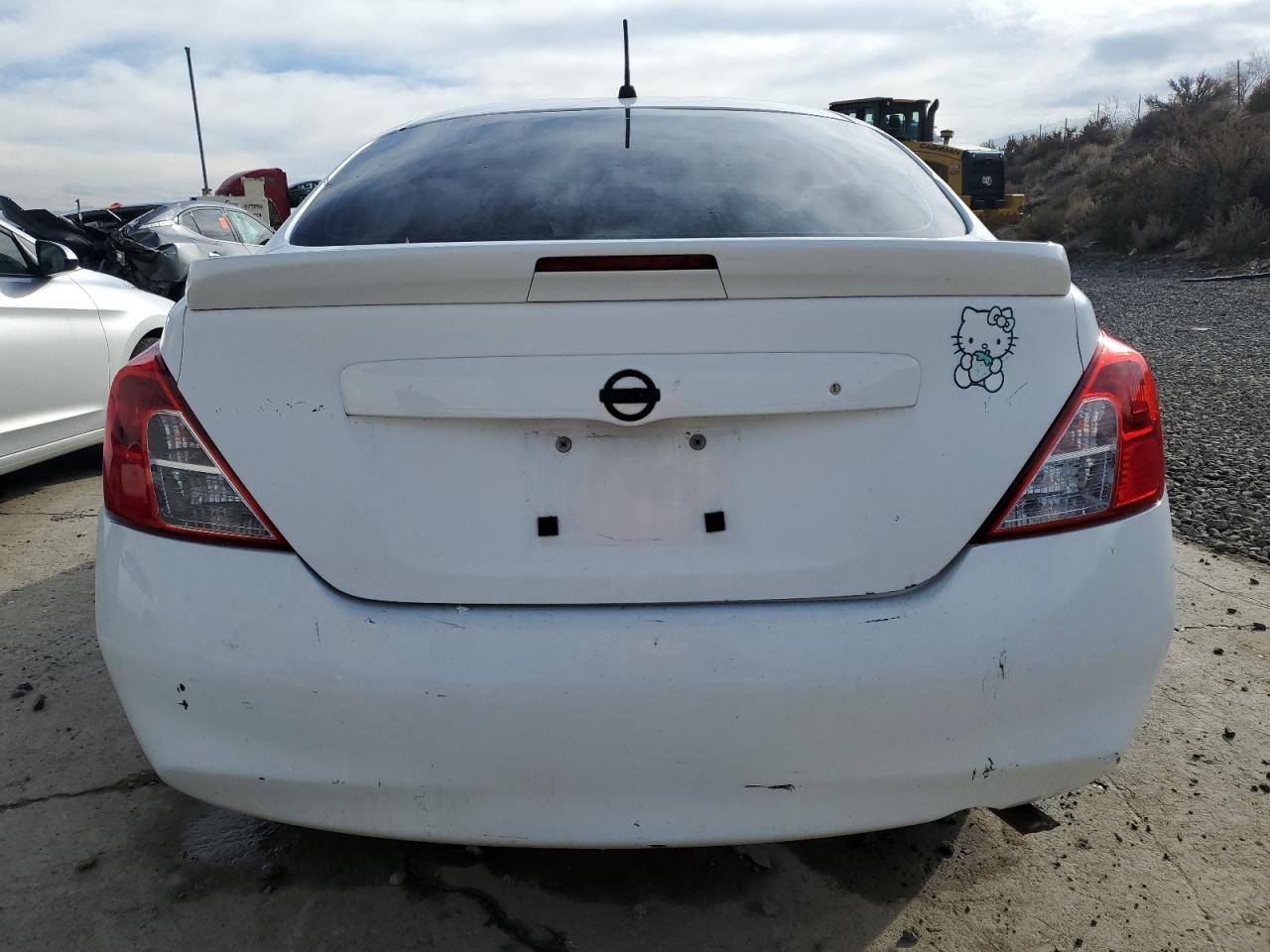 2014 Nissan Versa S vin: 3N1CN7AP5EL800633