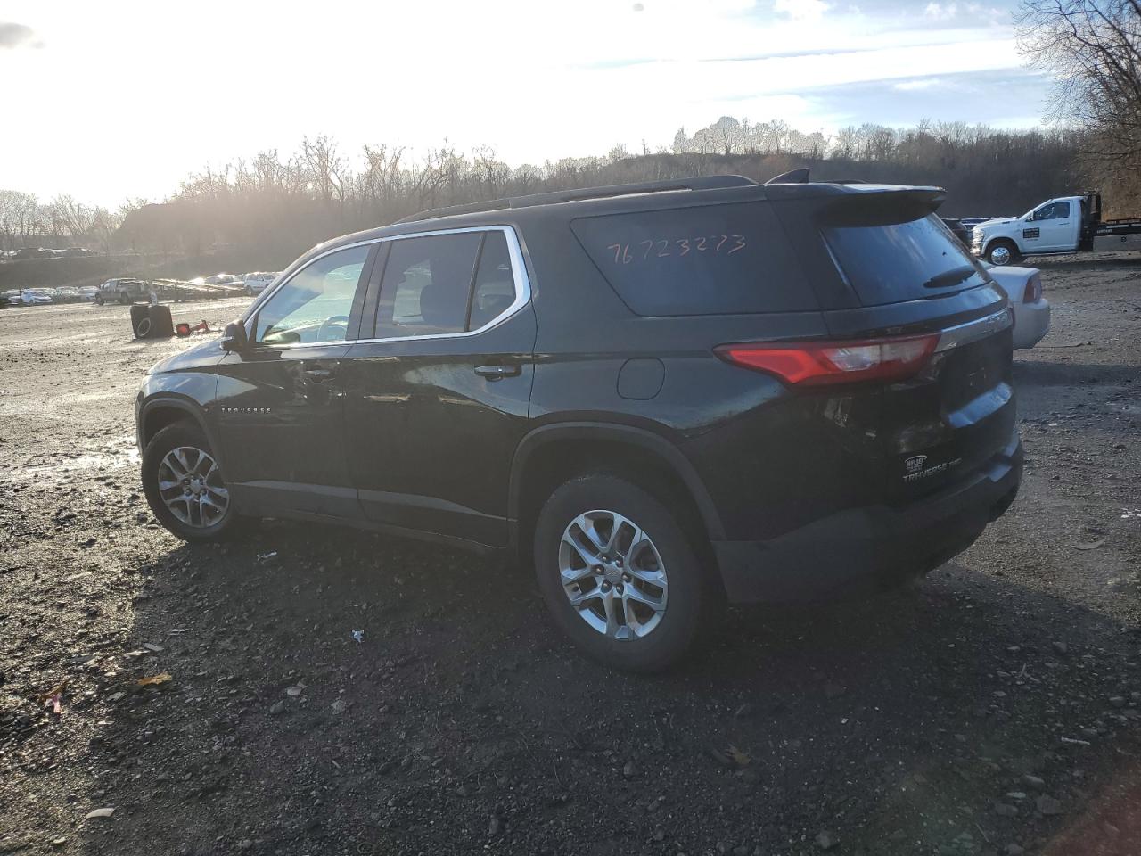 1GNEVHKW2KJ278538 2019 Chevrolet Traverse Lt