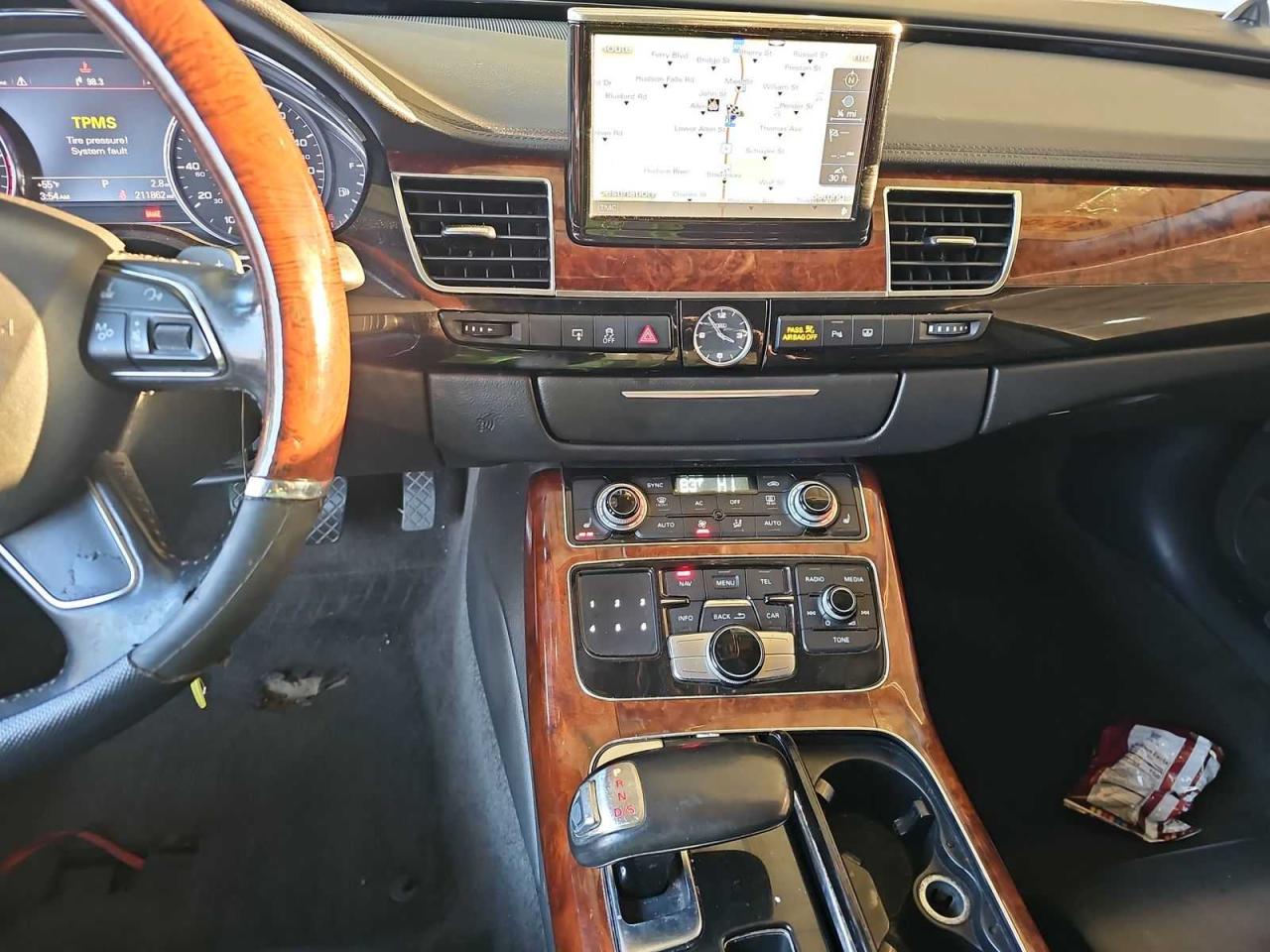 WAURVAFD9BN005337 2011 Audi A8 L Quattro