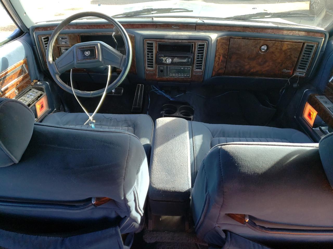 1g6dw54e0nr701260 1G6DW54E0NR701260 1992 Cadillac Brougham