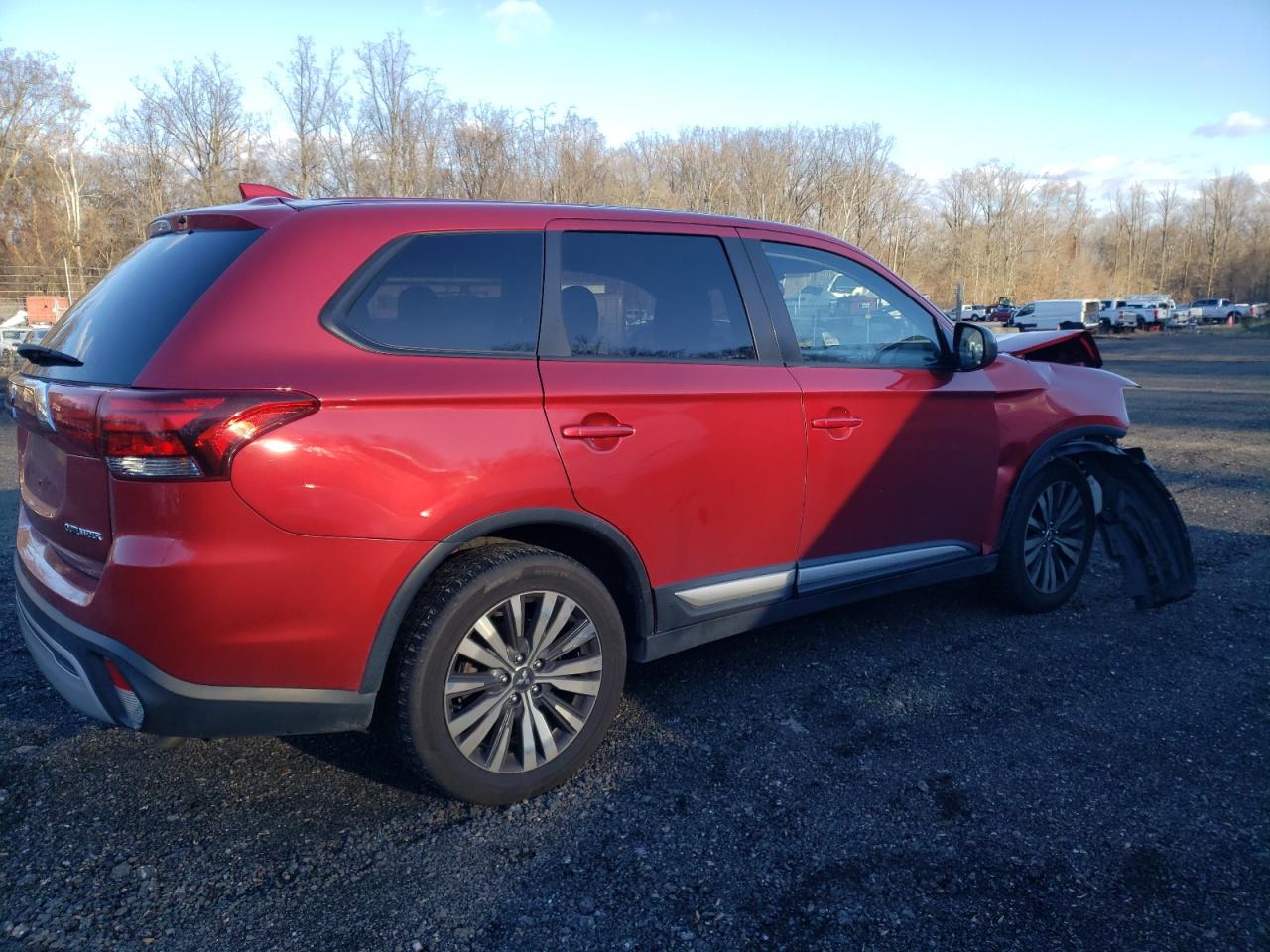 JA4AZ3A36KZ047627 2019 Mitsubishi Outlander Se