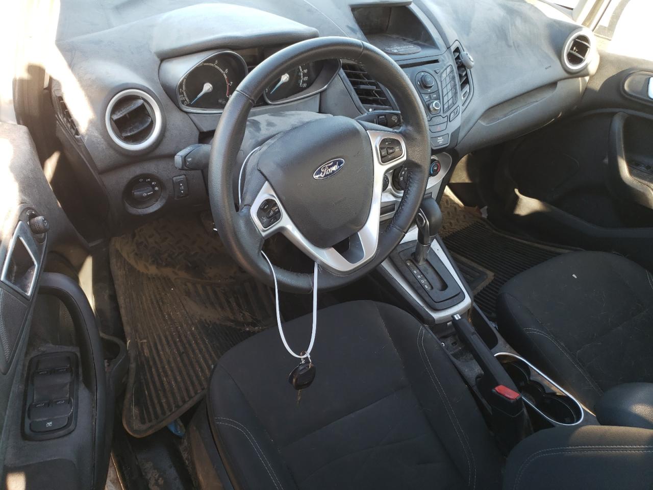 3FADP4EJ1EM171050 2014 Ford Fiesta Se