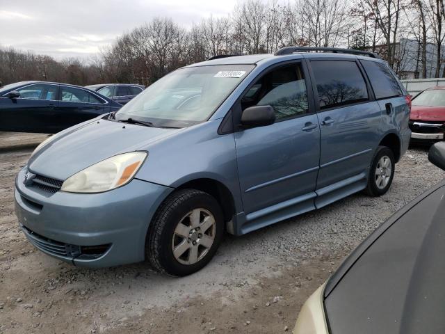 2004 Toyota Sienna CE