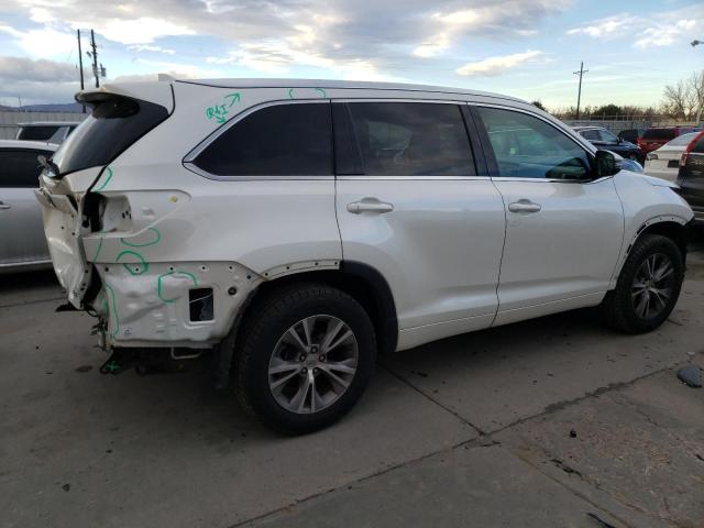 VIN 5TDKKRFHXFS040435 2015 Toyota Highlander, Xle no.3