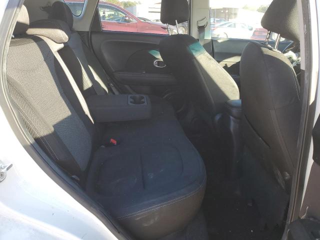 KNDJP3A52J7524013 2018 Kia Soul +
