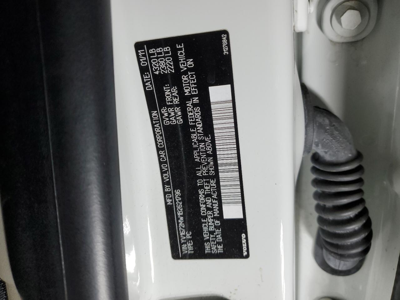 yv1672mw1b2621796 YV1672MW1B2621796 2011 Volvo V50 T5