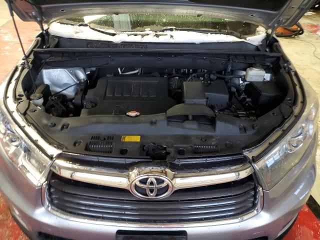 VIN 5TDJKRFH8FS207001 2015 Toyota Highlander, Xle no.12