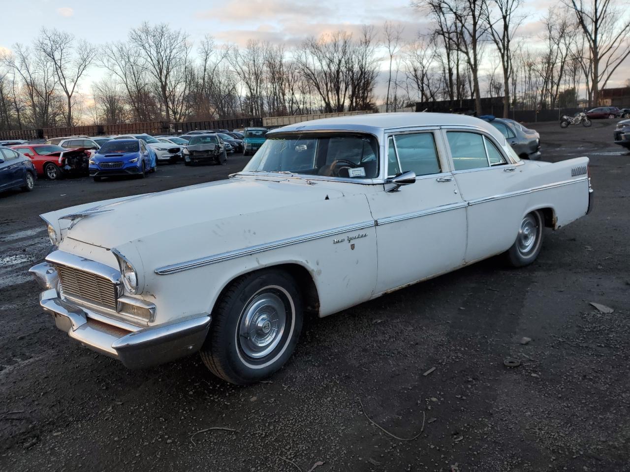 0000000000N567112 1956 Chrysler New Yorker