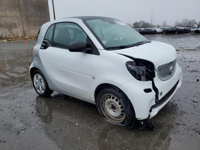 VIN WMEFJ5DAXHK169418 2017 SMART FORTWO no.4