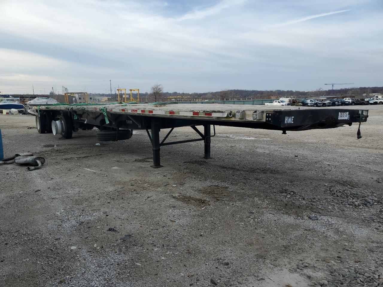 Lot #2314330736 2016 TRAIL KING FLATBED