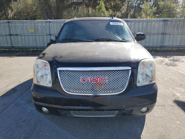 1GKS2EEF2BR136792 | 2011 GM c yukon denali