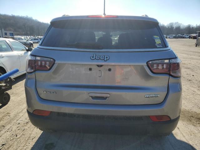 3C4NJDBB9JT401463 | 2018 JEEP COMPASS LA