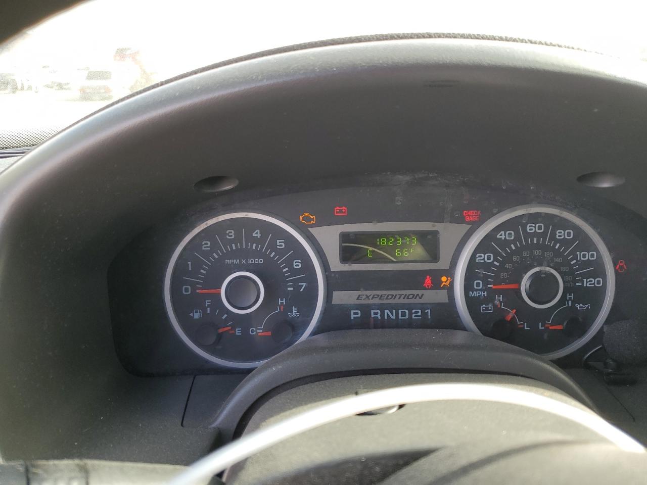 1fmpu15515la02581 1FMPU15515LA02581 2005 Ford Expedition Xlt
