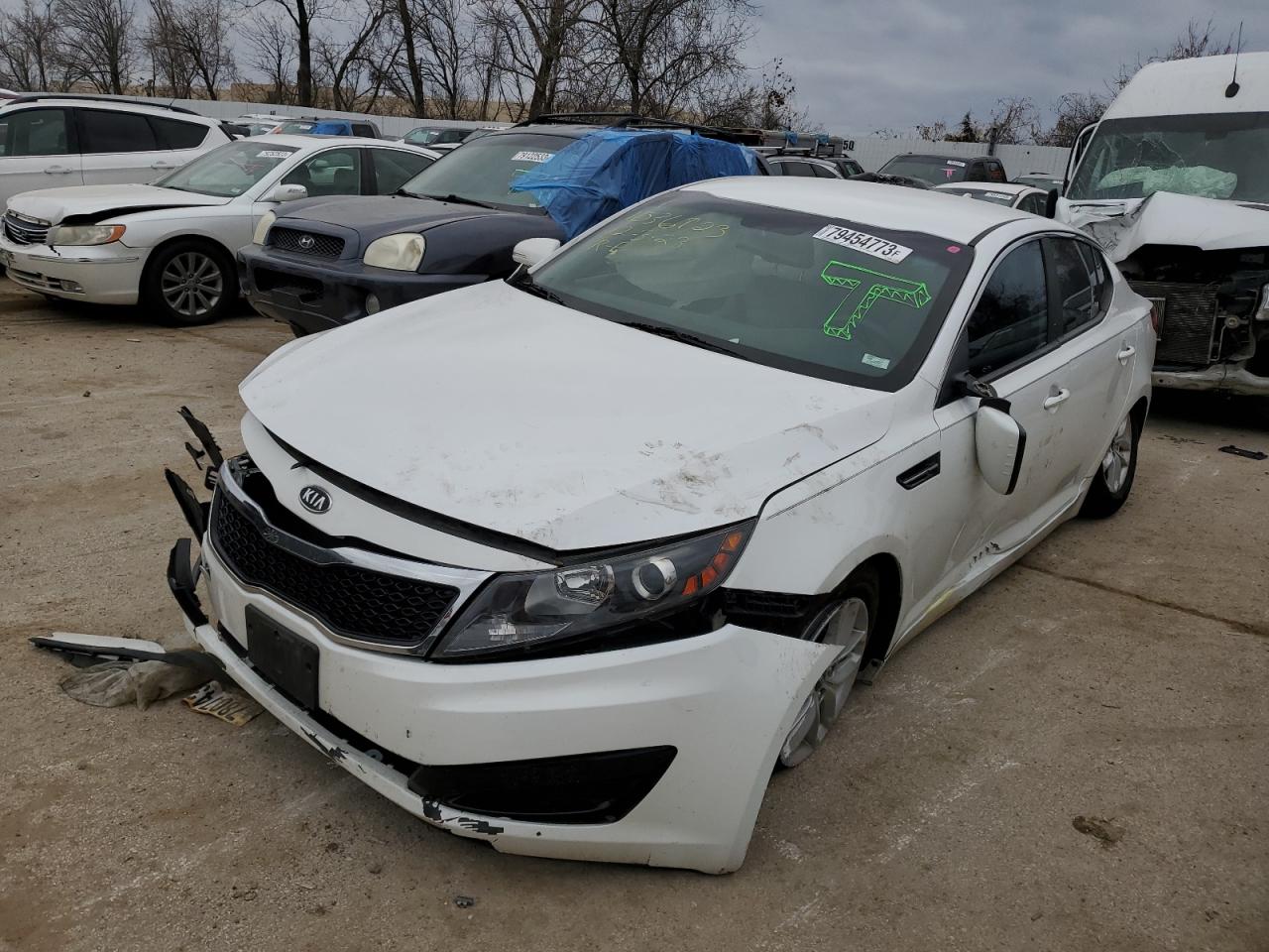 KNAGM4A71B5073175 2011 Kia Optima Lx