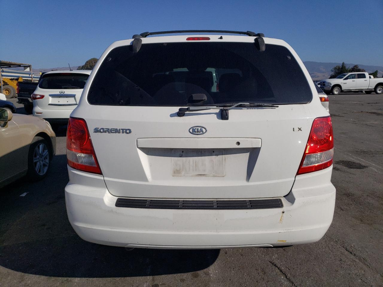 KNDJD733045296993 2004 Kia Sorento Ex