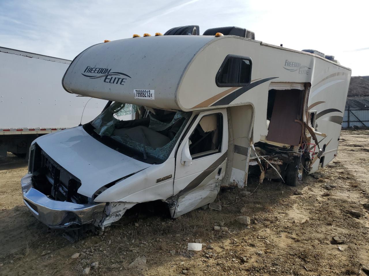 VIN: 1FDXE4FS9HDC05025 2017 FORD ECONOLINE