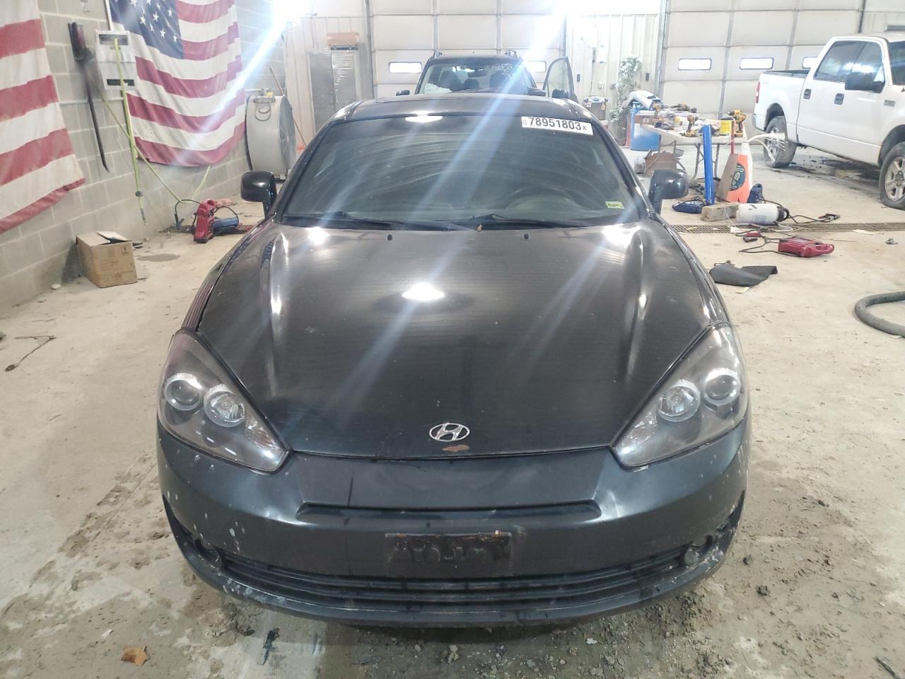 KMHHM66D28U266463 2008 Hyundai Tiburon Gs