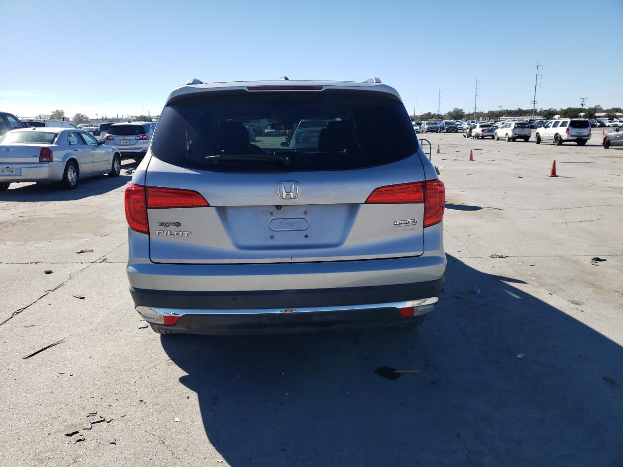 5fnyf5h91hb005836 5FNYF5H91HB005836 2017 Honda Pilot Touring
