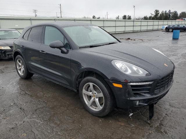 VIN WP1AA2A50JLB11332 2018 Porsche Macan no.4