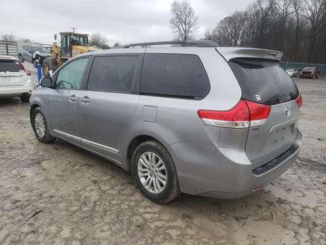 5TDYK3DC7CS201771 | 2012 Toyota sienna xle