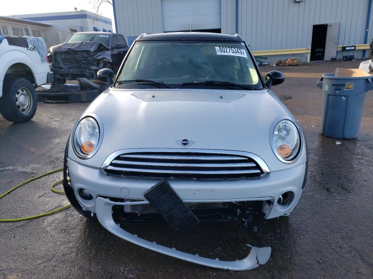 2013 Mini Cooper Clubman vin: WMWZF3C56DT490458