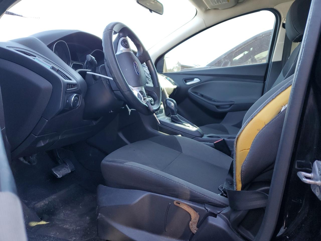 1FADP3F26DL381399 2013 Ford Focus Se