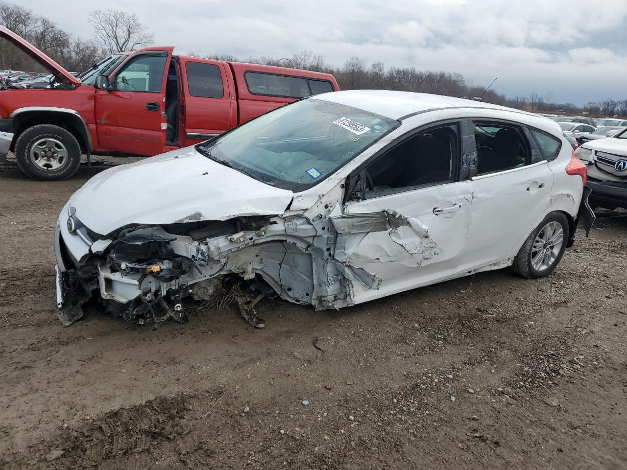 1FAHP3M26CL437733 2012 Ford Focus Sel