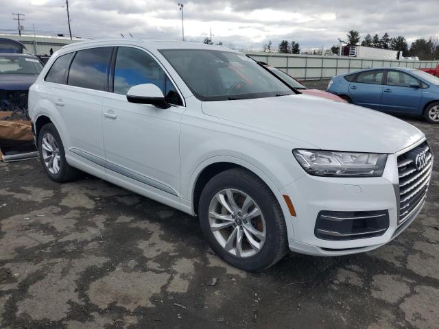 VIN WA1LAAF74KD010198 2019 Audi Q7, Premium Plus no.4