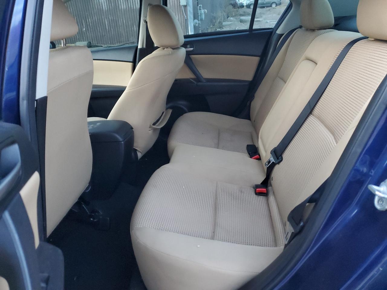 JM1BL1VFXC1507876 2012 Mazda 3 I