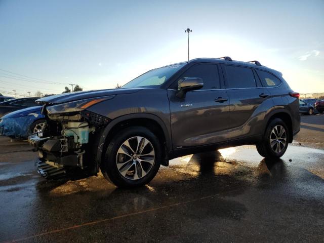 2021 Toyota Highlander Hybrid XLE