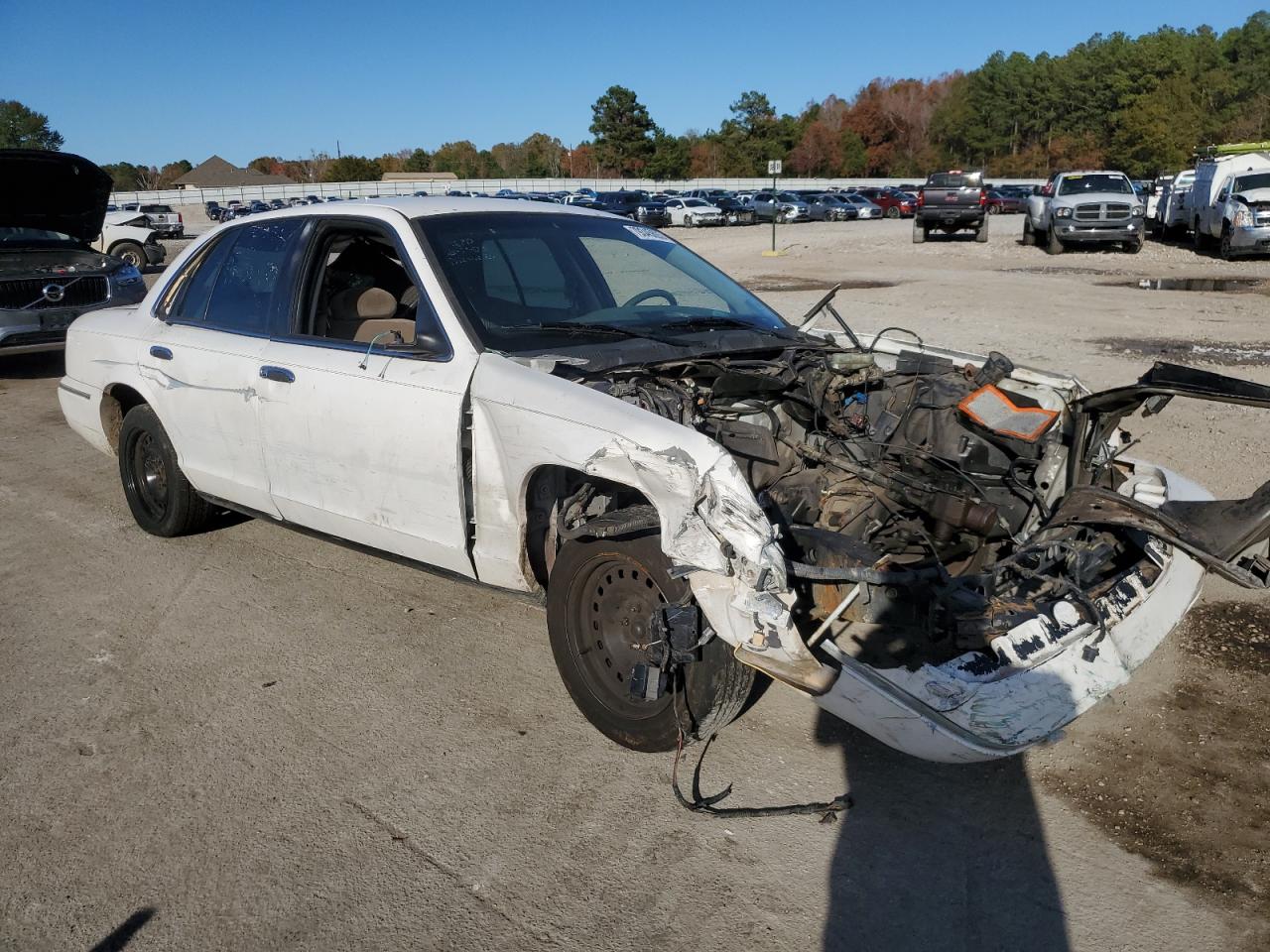 2MEFM74WX1X646296 2001 Mercury Grand Marquis Gs