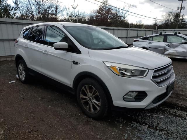 1FMCU0GD6HUA15841 | 2017 Ford escape se