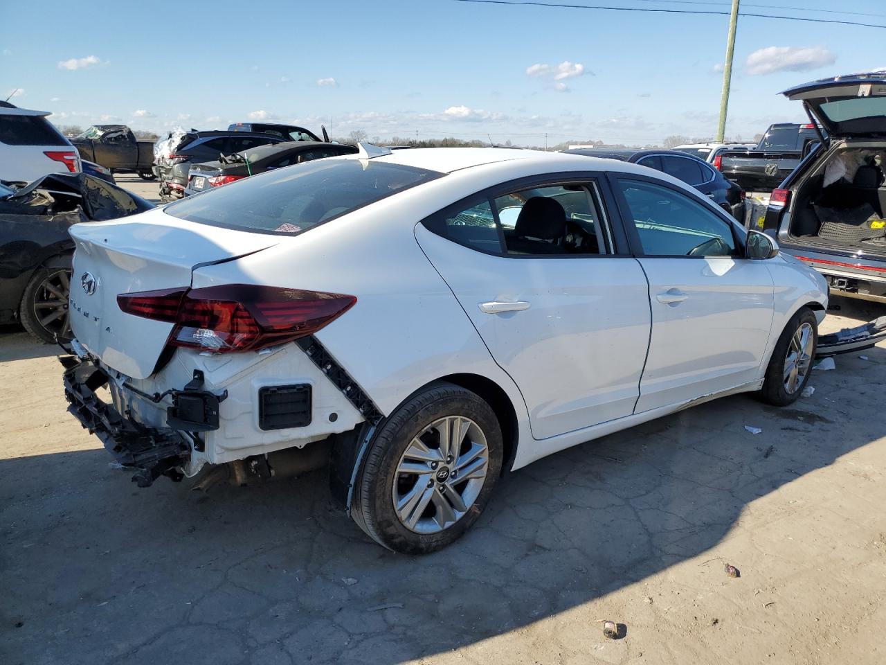 2020 Hyundai Elantra Sel vin: 5NPD84LF2LH591747