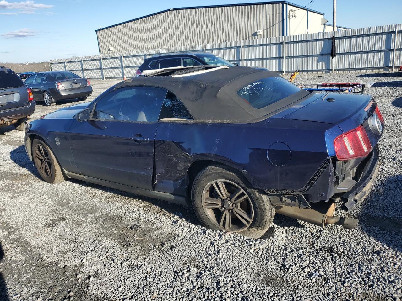 1ZVBP8EM3B5136611 2011 Ford Mustang