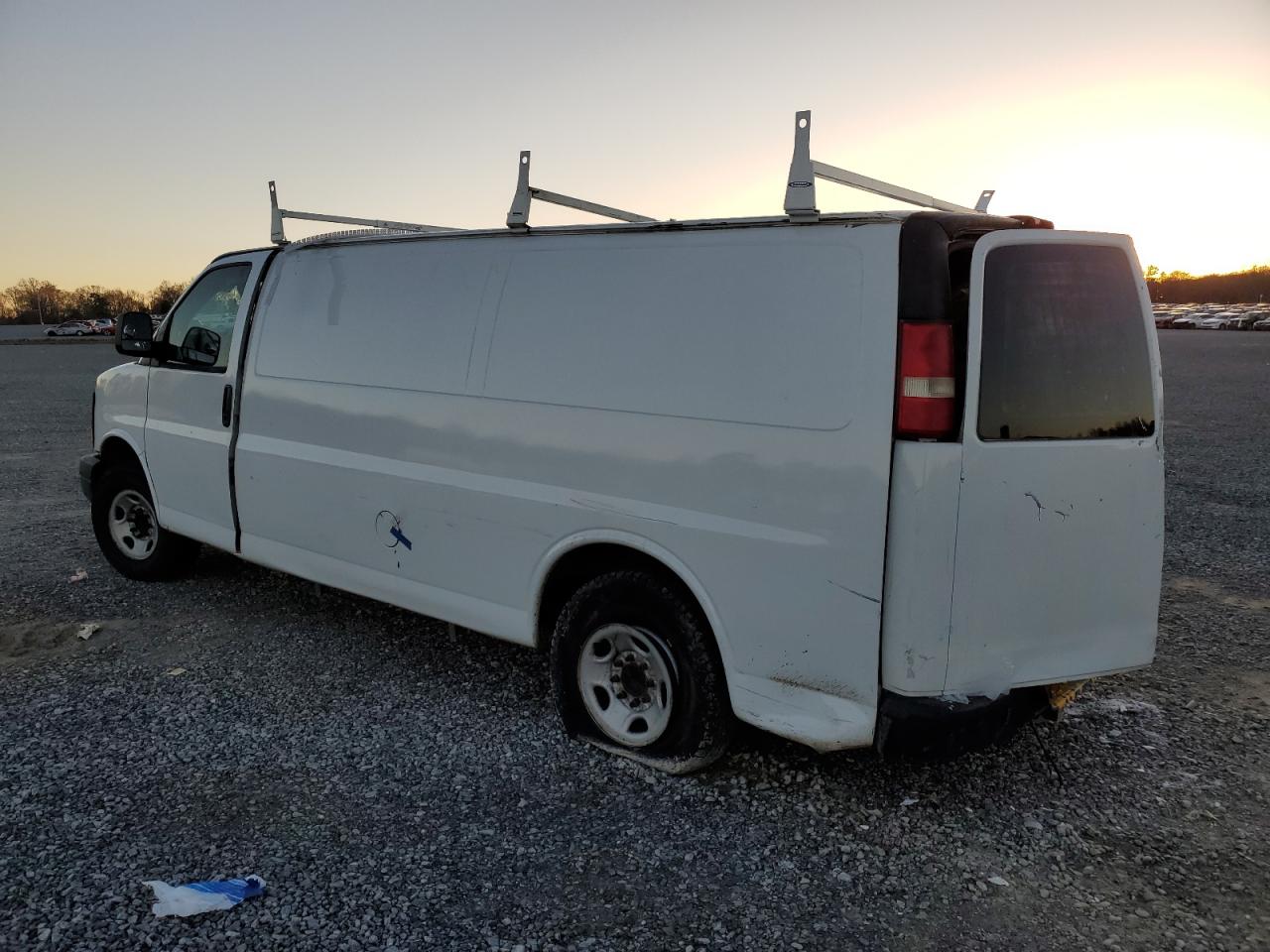 1GCZGGDA8A1131770 2010 Chevrolet Express G2500