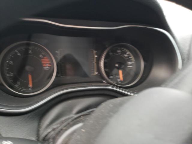 1C4PJLCB2KD123384 Jeep Cherokee Latitude