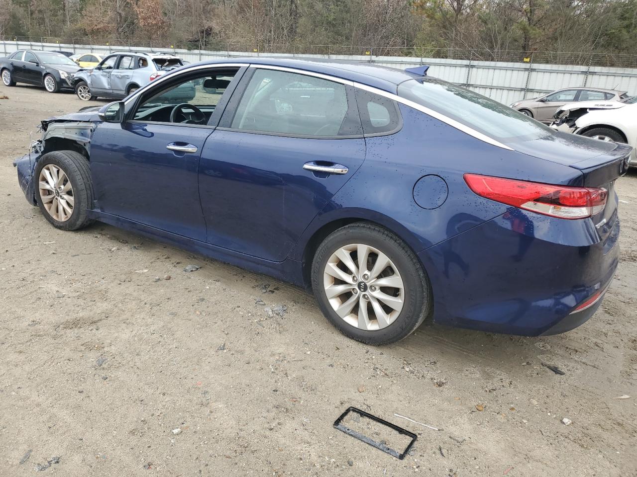 2018 Kia Optima Lx vin: 5XXGT4L33JG214631