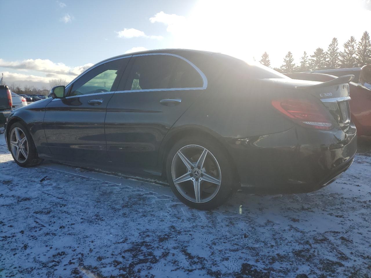 55SWF4KB0HU233824 2017 Mercedes-Benz C 300 4Matic