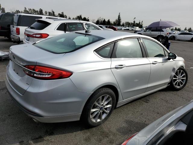Vin: 3fa6p0h78hr142735, lot: 82372783, ford fusion se 20173