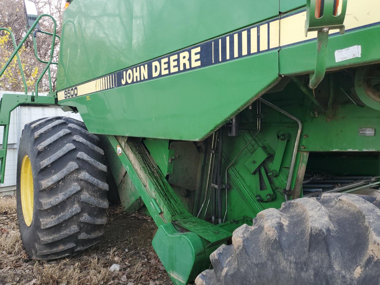 H09500X642113 1991 John Deer 950