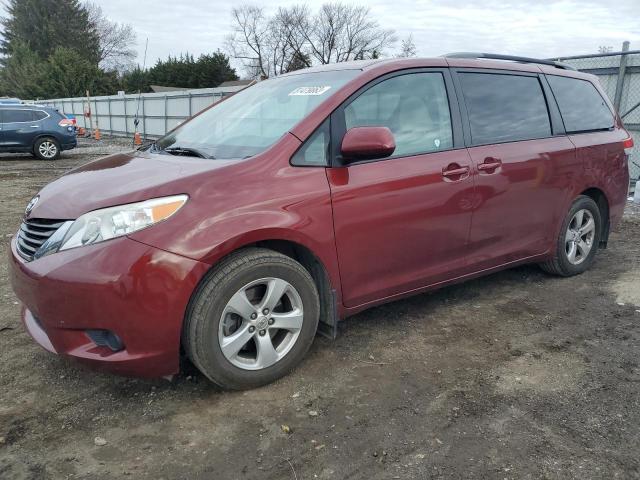 2014 Toyota Sienna LE