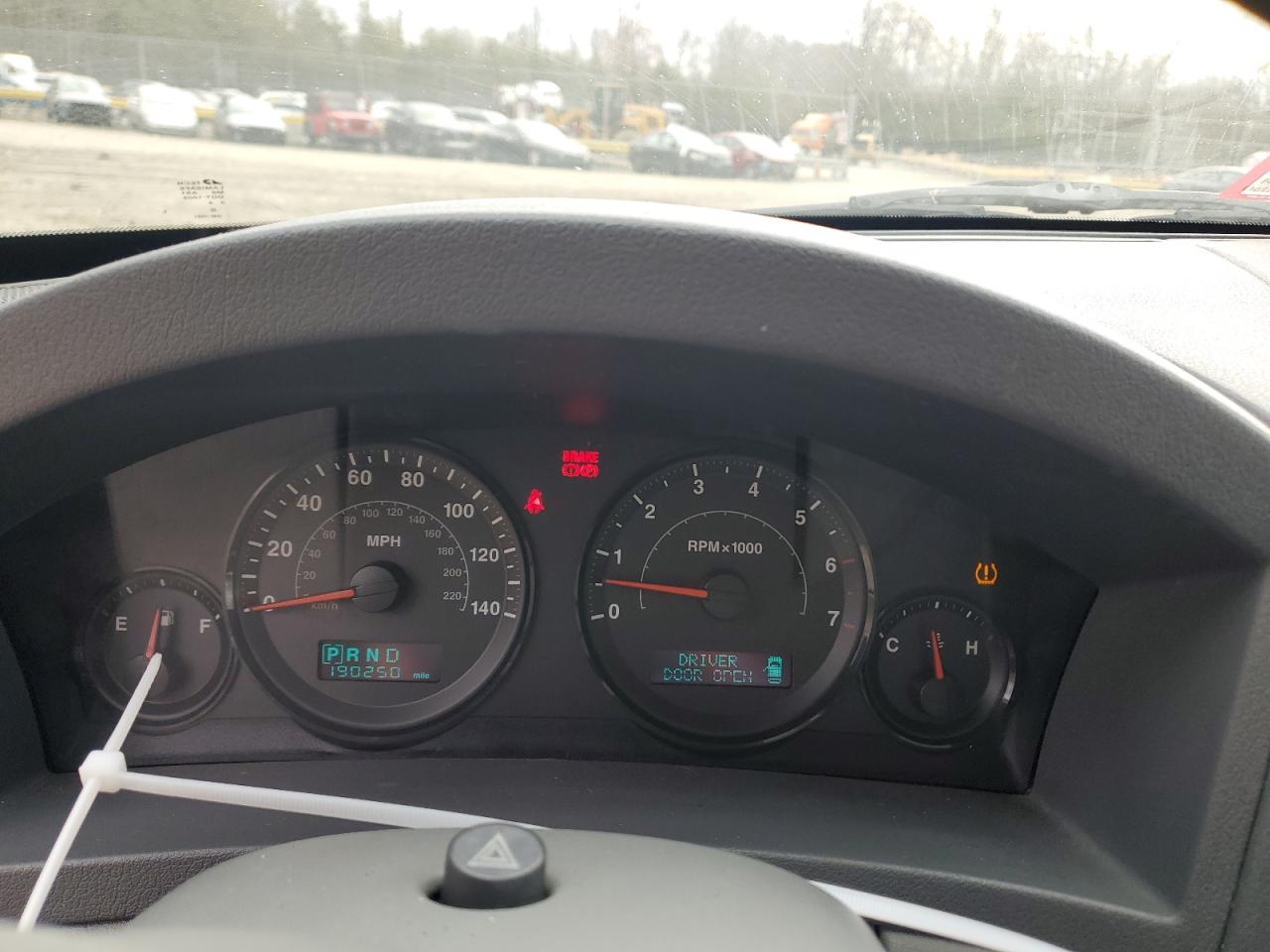 1J4GS48KX5C658303 2005 Jeep Grand Cherokee Laredo