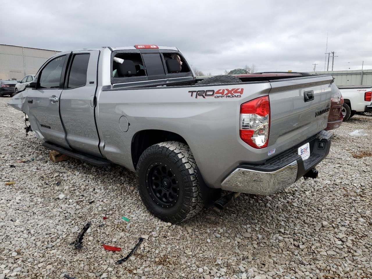 2018 Toyota Tundra Double Cab Sr/Sr5 vin: 5TFUW5F18JX761509