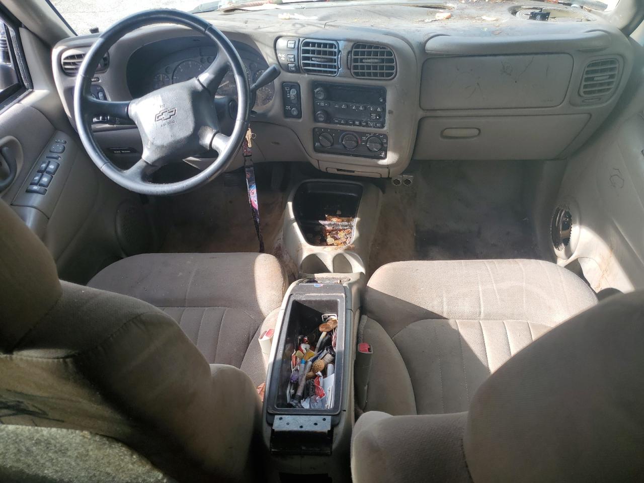 1GNDT13XX4K154014 2004 Chevrolet Blazer