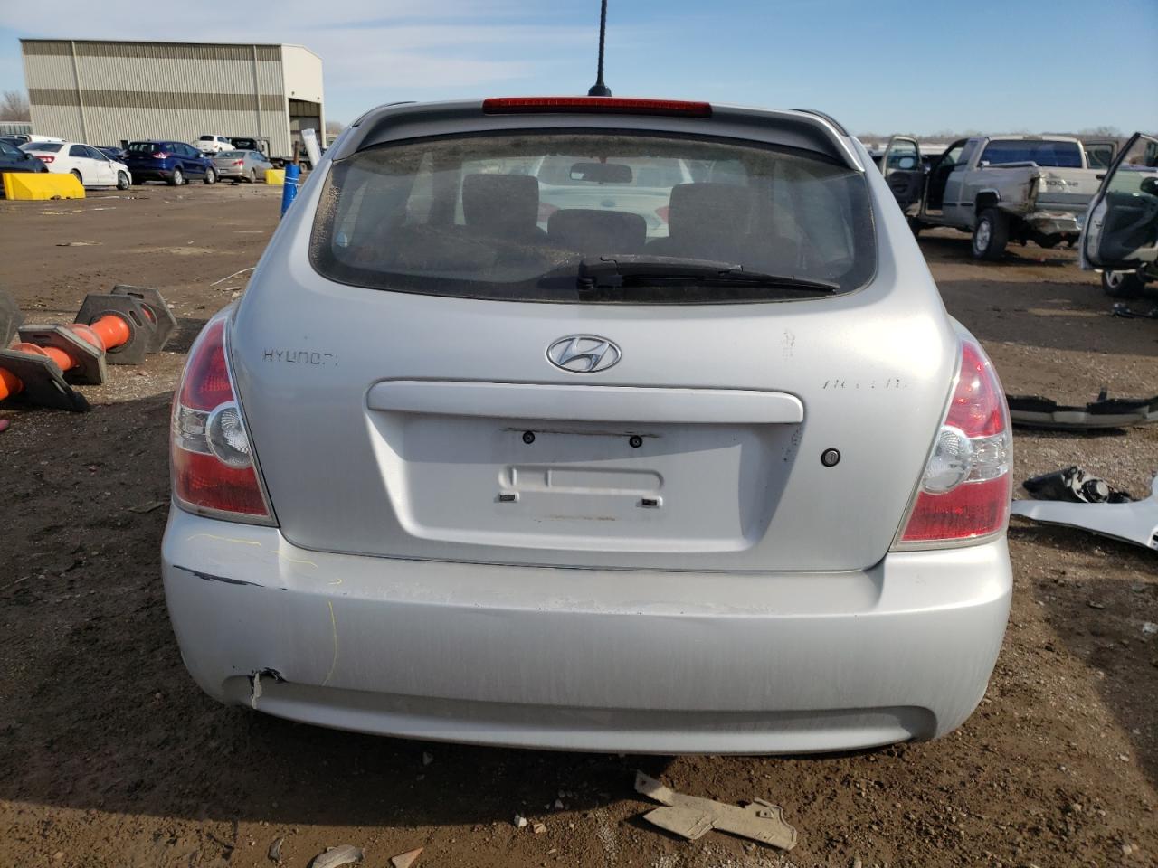 KMHCN3AC1BU194652 2011 Hyundai Accent Se
