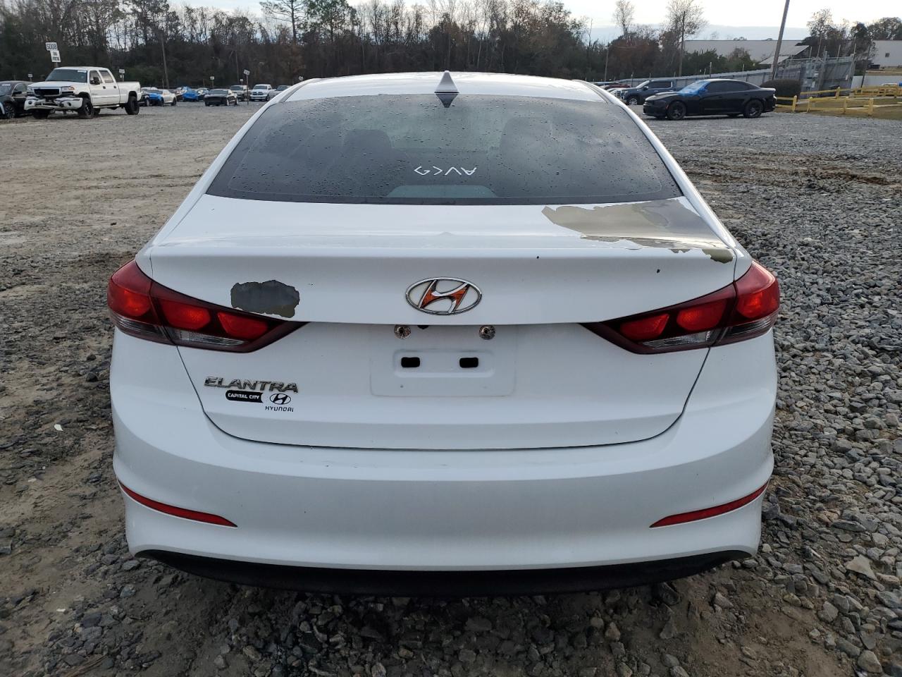 2017 Hyundai Elantra Se vin: 5NPD84LF0HH015985